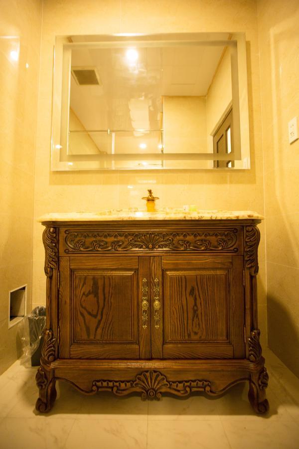 Anh Nguyet Hotel Ca Mau Luaran gambar