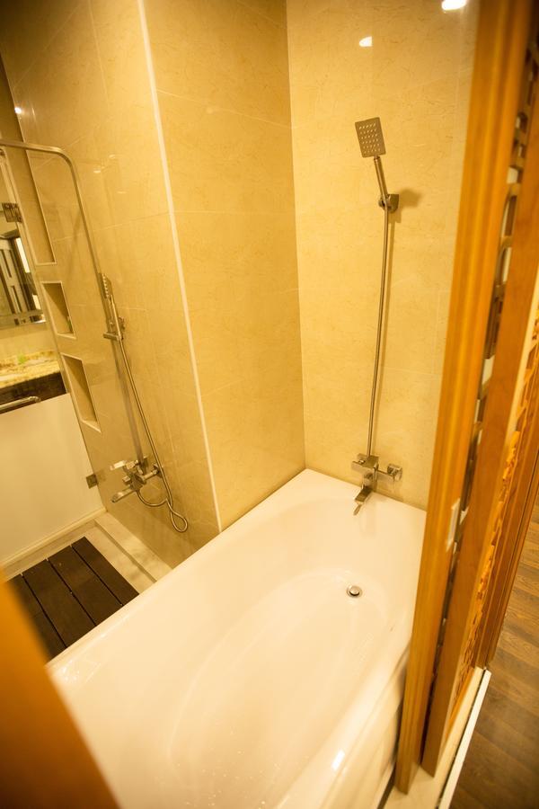 Anh Nguyet Hotel Ca Mau Luaran gambar